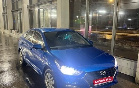 Hyundai Solaris II рестайлинг, 2018 год, 920 000 рублей, 1 фотография
