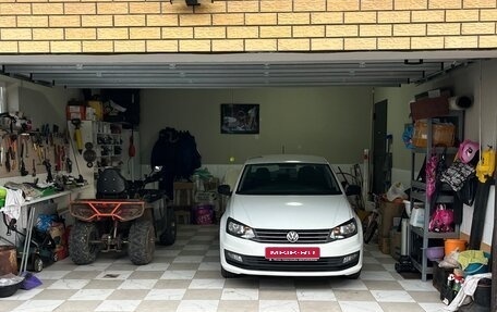 Volkswagen Polo VI (EU Market), 2017 год, 1 080 000 рублей, 1 фотография