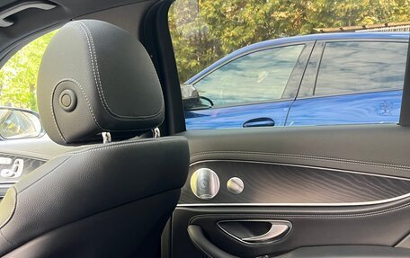 Mercedes-Benz E-Класс, 2020 год, 3 980 000 рублей, 5 фотография