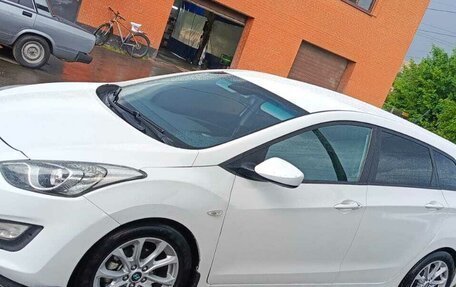 Hyundai i30 II рестайлинг, 2016 год, 699 000 рублей, 2 фотография