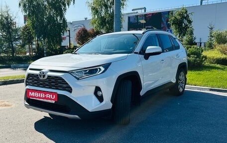 Toyota RAV4, 2022 год, 3 200 000 рублей, 20 фотография