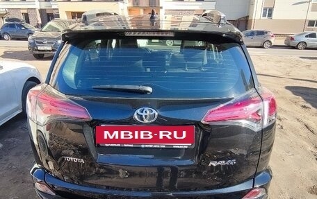 Toyota RAV4, 2015 год, 1 790 000 рублей, 3 фотография