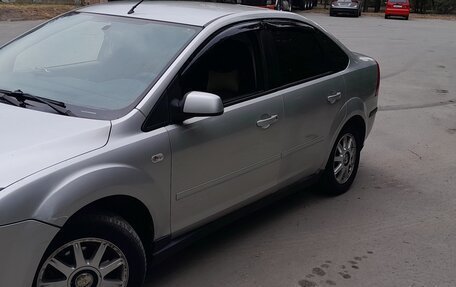 Ford Focus II рестайлинг, 2005 год, 6 фотография