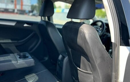 Volkswagen Jetta VI, 2016 год, 1 250 000 рублей, 13 фотография