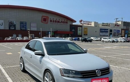 Volkswagen Jetta VI, 2016 год, 1 250 000 рублей, 2 фотография