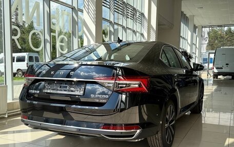 Skoda Superb III рестайлинг, 2025 год, 3 630 000 рублей, 5 фотография