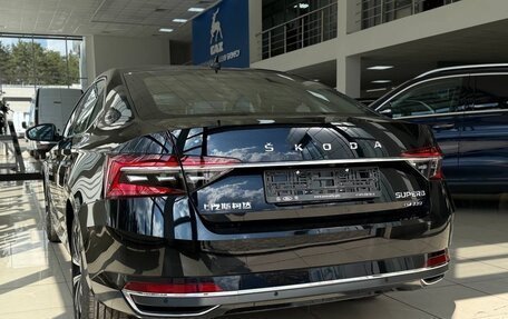 Skoda Superb III рестайлинг, 2025 год, 3 630 000 рублей, 7 фотография