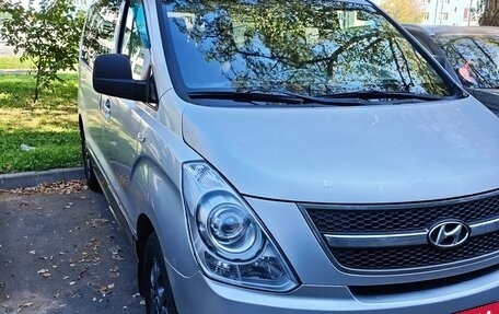 Hyundai Grand Starex Grand Starex I рестайлинг 2, 2010 год, 1 050 000 рублей, 9 фотография