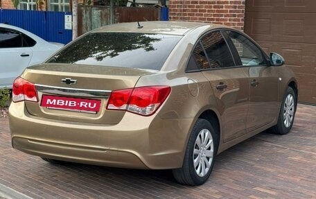 Chevrolet Cruze II, 2013 год, 590 000 рублей, 9 фотография