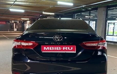 Toyota Camry, 2019 год, 2 850 000 рублей, 8 фотография