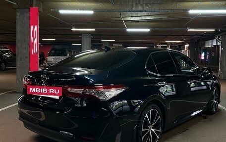 Toyota Camry, 2019 год, 2 850 000 рублей, 9 фотография