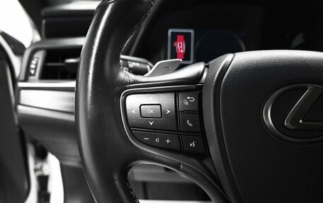 Lexus ES VII, 2018 год, 2 745 000 рублей, 22 фотография