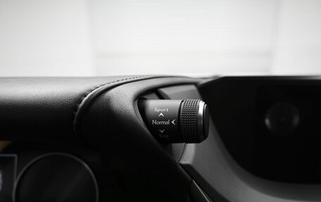 Lexus ES VII, 2018 год, 2 745 000 рублей, 29 фотография
