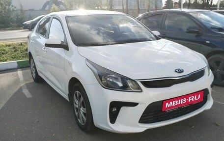 KIA Rio IV, 2018 год, 1 095 000 рублей, 2 фотография