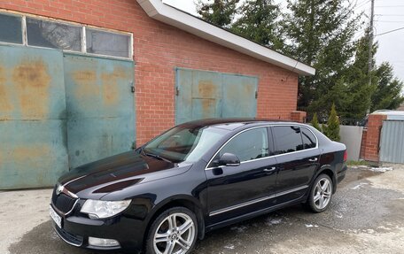 Skoda Superb III рестайлинг, 2010 год, 1 000 000 рублей, 4 фотография