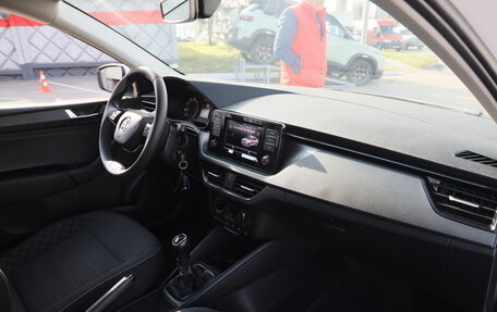 Skoda Rapid II, 2020 год, 1 350 000 рублей, 22 фотография