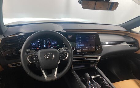 Lexus RX IV рестайлинг, 2025 год, 7 590 000 рублей, 16 фотография