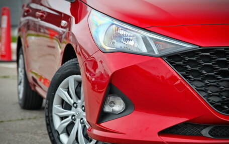 Hyundai Solaris II рестайлинг, 2021 год, 1 376 254 рублей, 2 фотография