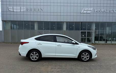 Hyundai Solaris II рестайлинг, 2019 год, 1 099 000 рублей, 6 фотография
