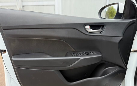 Hyundai Solaris II рестайлинг, 2019 год, 1 099 000 рублей, 13 фотография