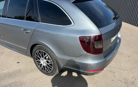 Skoda Superb III рестайлинг, 2012 год, 950 000 рублей, 7 фотография