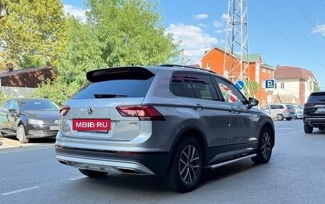 Volkswagen Tiguan II, 2020 год, 2 700 000 рублей, 6 фотография