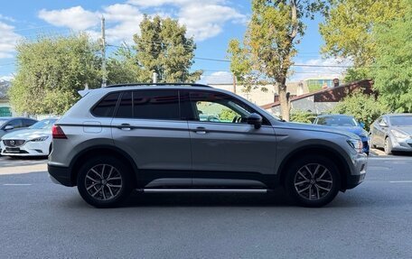 Volkswagen Tiguan II, 2020 год, 2 700 000 рублей, 8 фотография