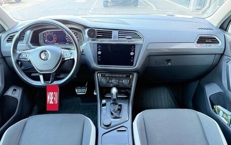 Volkswagen Tiguan II, 2020 год, 2 700 000 рублей, 15 фотография