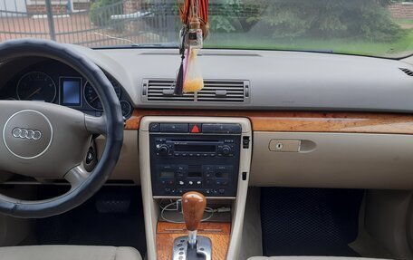 Audi A4, 2003 год, 617 000 рублей, 6 фотография