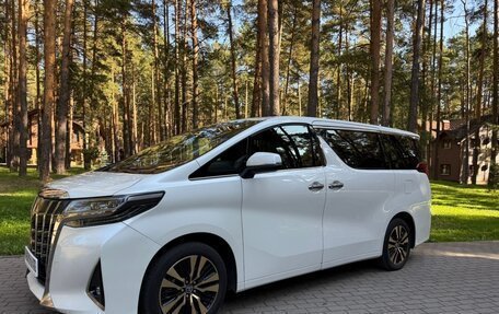 Toyota Alphard III, 2019 год, 6 300 000 рублей, 2 фотография
