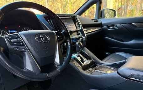 Toyota Alphard III, 2019 год, 6 300 000 рублей, 14 фотография