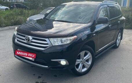 Toyota Highlander III, 2012 год, 2 200 000 рублей, 9 фотография