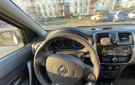 Renault Logan II, 2018 год, 750 000 рублей, 10 фотография