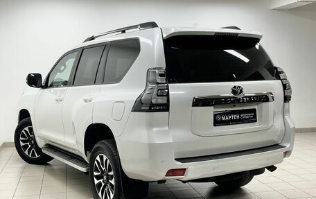 Toyota Land Cruiser Prado 150 рестайлинг 2, 2021 год, 6 185 000 рублей, 6 фотография