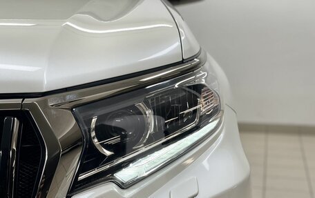 Toyota Land Cruiser Prado 150 рестайлинг 2, 2021 год, 6 185 000 рублей, 8 фотография