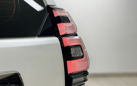 Toyota Land Cruiser Prado 150 рестайлинг 2, 2021 год, 6 185 000 рублей, 10 фотография