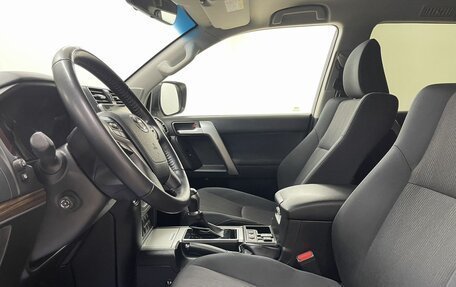 Toyota Land Cruiser Prado 150 рестайлинг 2, 2021 год, 6 185 000 рублей, 11 фотография