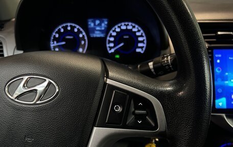 Hyundai Solaris II рестайлинг, 2011 год, 740 000 рублей, 14 фотография