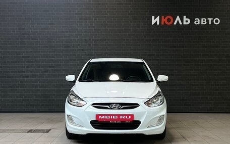 Hyundai Solaris II рестайлинг, 2011 год, 740 000 рублей, 2 фотография