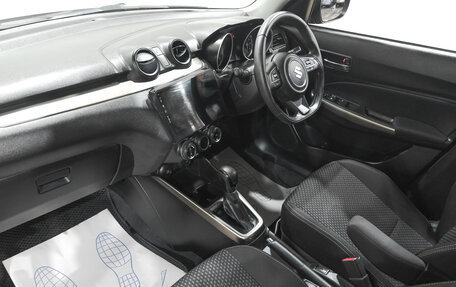Suzuki Swift V, 2018 год, 1 349 000 рублей, 9 фотография