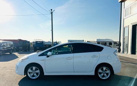 Toyota Prius, 2012 год, 1 279 000 рублей, 3 фотография