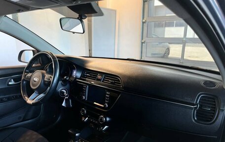 KIA Rio IV, 2018 год, 1 595 000 рублей, 12 фотография