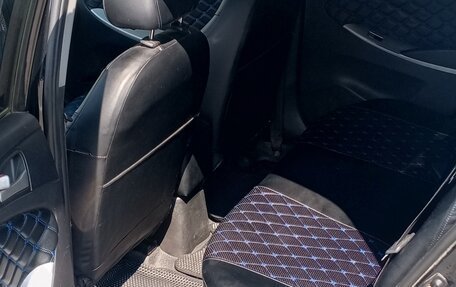 Hyundai Solaris II рестайлинг, 2011 год, 570 000 рублей, 4 фотография