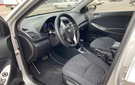 Hyundai Solaris II рестайлинг, 2015 год, 660 000 рублей, 5 фотография