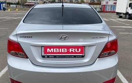 Hyundai Solaris II рестайлинг, 2015 год, 660 000 рублей, 3 фотография