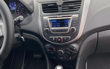 Hyundai Solaris II рестайлинг, 2015 год, 660 000 рублей, 8 фотография