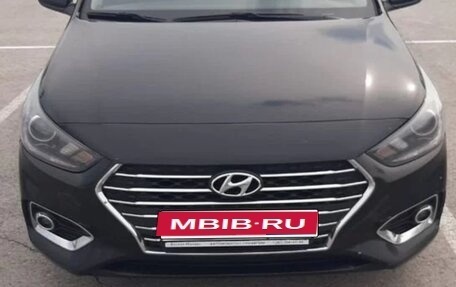 Hyundai Solaris II рестайлинг, 2019 год, 1 350 000 рублей, 1 фотография