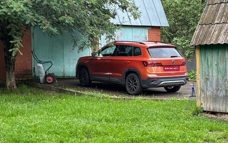 Volkswagen Taos, 2021 год, 2 300 000 рублей, 1 фотография