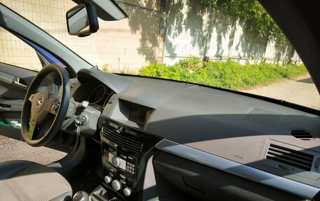 Opel Astra H, 2011 год, 600 000 рублей, 13 фотография
