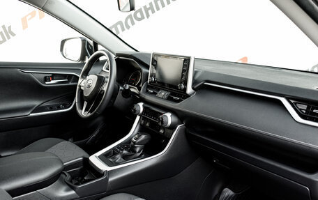 Toyota RAV4, 2020 год, 2 250 000 рублей, 11 фотография